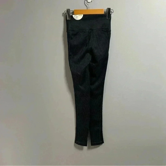 Offline by Aerie Seamless Leggings - Picture 2 of 4